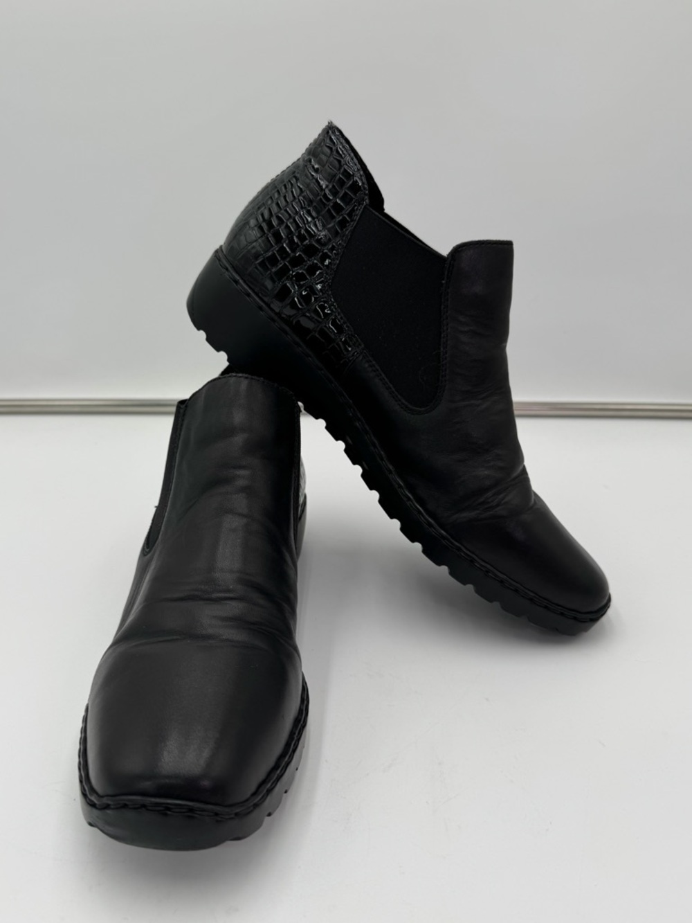 Rieker Black Leather Slip On Ankle Boot Shoes Croc Heel Comfort Size 40 Womens